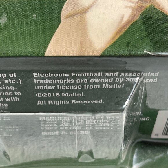 Basic Fun: Electronic Football Handheld Game NEW‎ SEALED RETRO STYLE GAMING - Picture 3 of 8